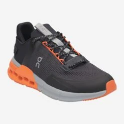 On Running Art.  3MD10260666 Cloudnova - Black / Orange