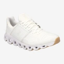 On Running Art.  91.98682 Cloudswift Undyed - White